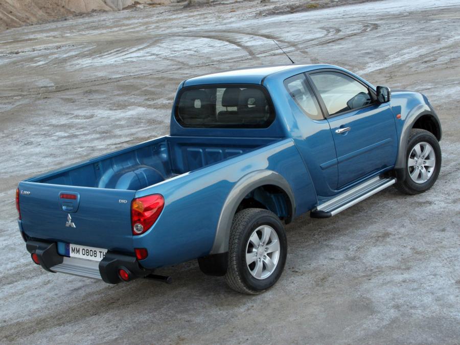  Mitsubishi L200 4Life Club Cab 2006 года  (фото 4 из 9)